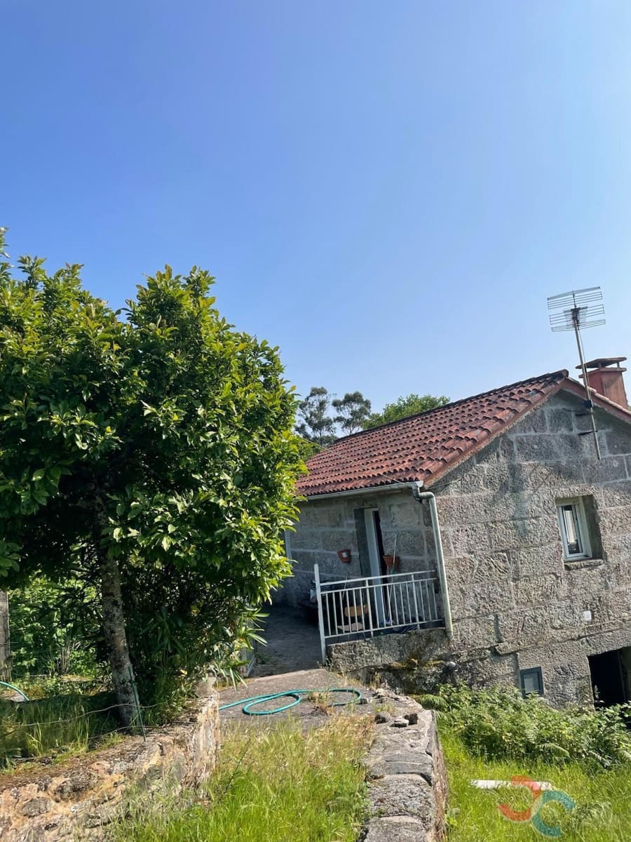 3 bedroom Finca/Country House for sale in Cerdedo-Cotobade - € 85,000 (Ref: 9867122)