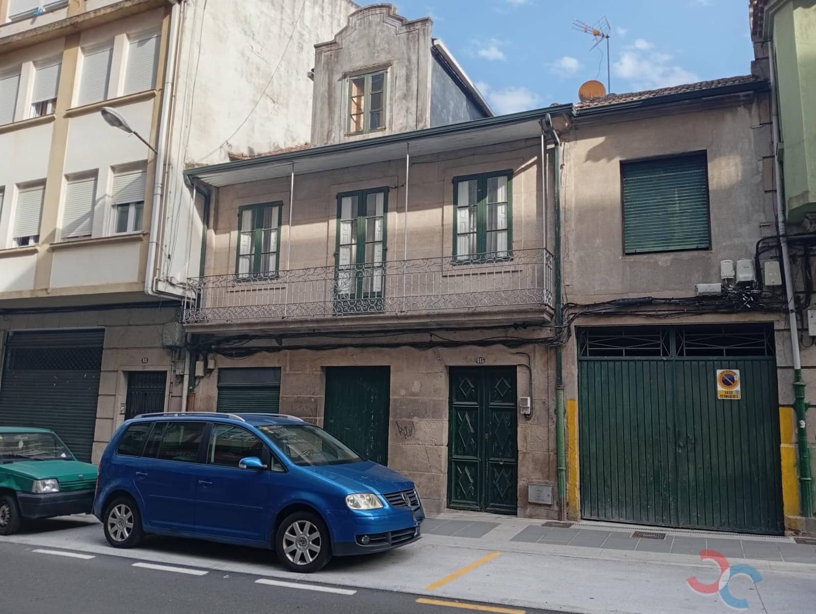 6 soveværelse Byhus til salg i Marin med garage - € 230.000 (Ref: 9876587)