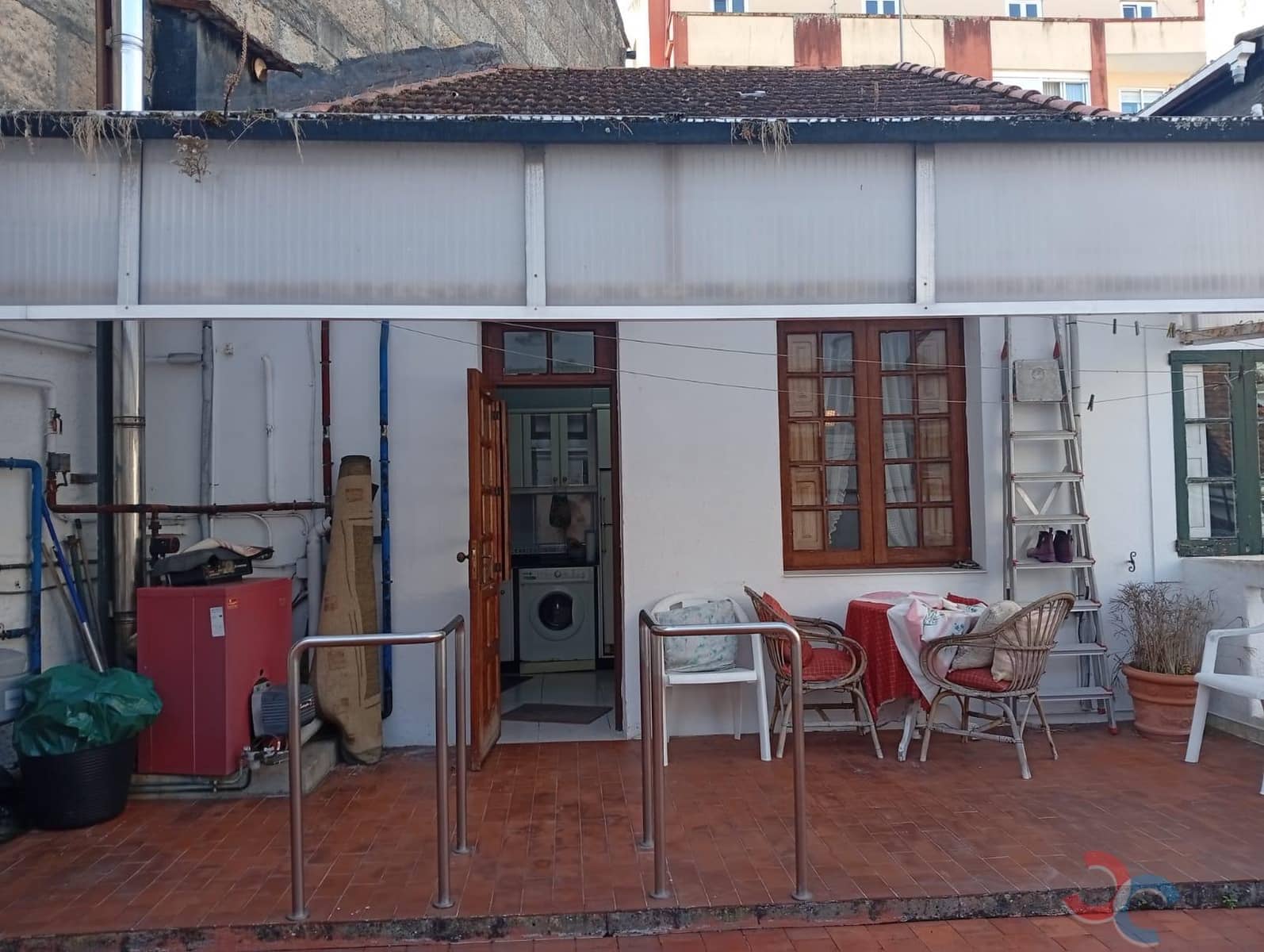 6 soveværelse Byhus til salg i Marin med garage - € 230.000 (Ref: 9876587)