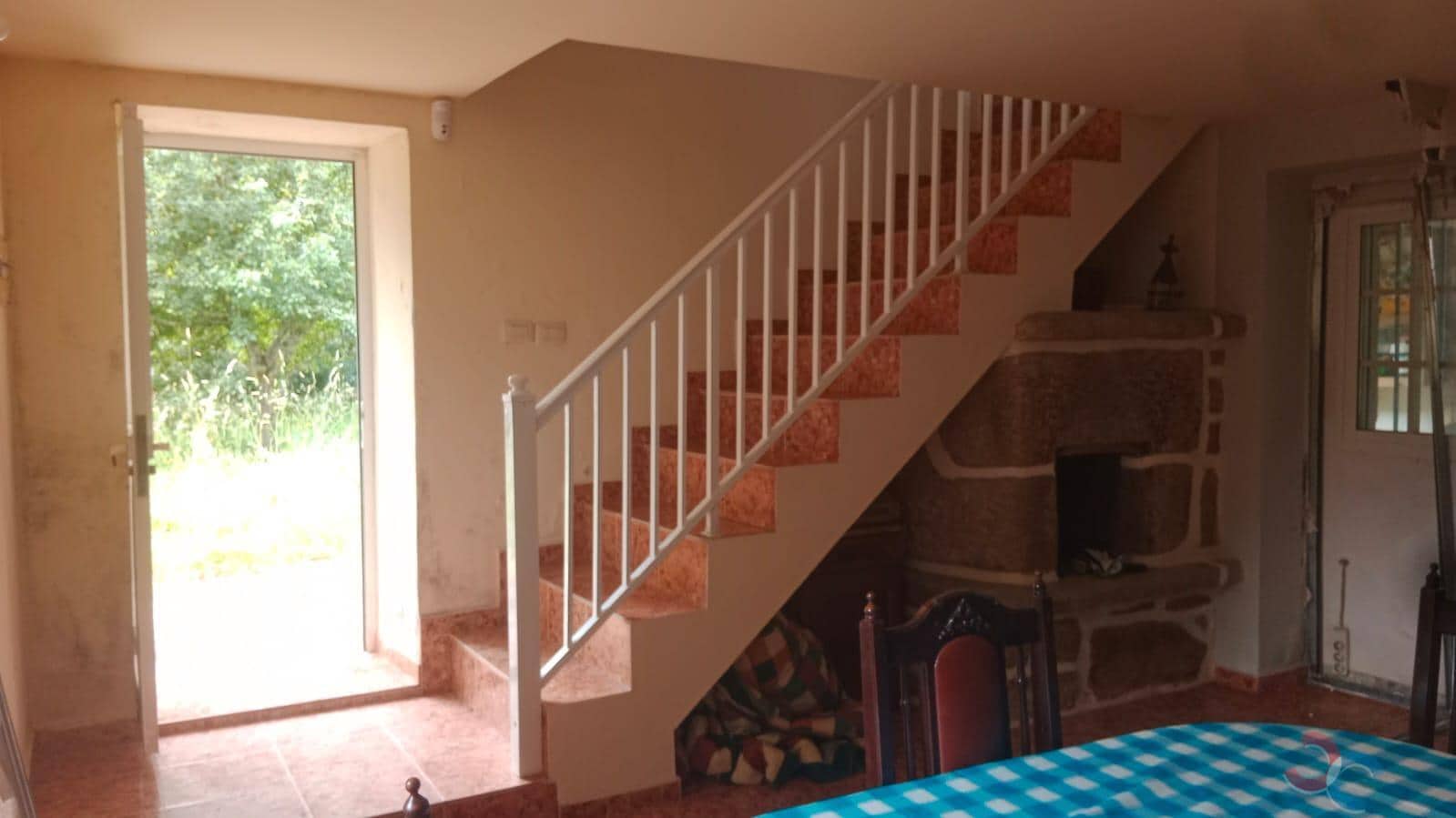 3 bedroom Townhouse for sale in Ponte-Caldelas - € 80,000 (Ref: 9927593)