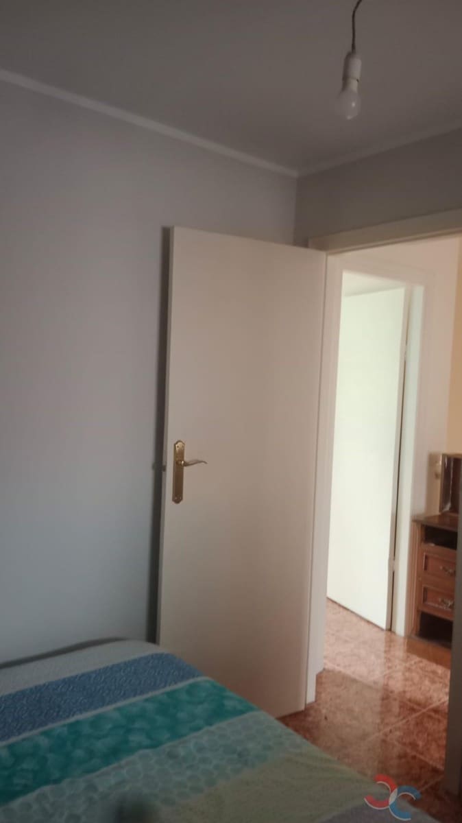 3 bedroom Townhouse for sale in Ponte-Caldelas - € 80,000 (Ref: 9927593)