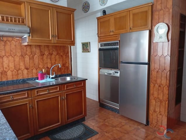 4 sypialnia Mieszkanie na sprzedaż w Marín - 180 000 € (Ref: 9972322)