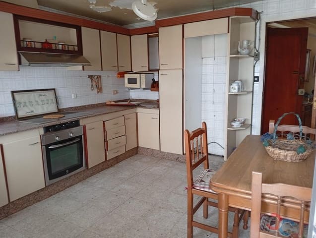 7 soveværelse Erhverv til salg i Marín - € 220.000 (Ref: 9973451)