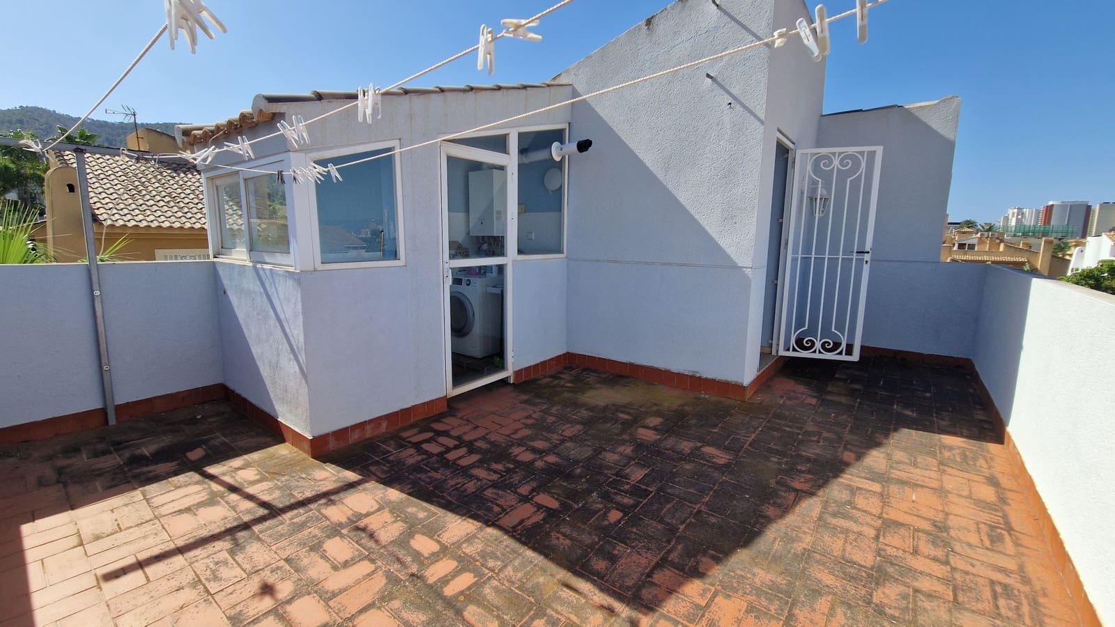 5 bedroom Villa for sale in Benidorm with pool garage - € 795,000 (Ref: 10023527)