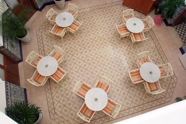 8 bedroom Hotel for sale in Jalón / Xaló with garage - € 1,200,000 (Ref: 4709522)