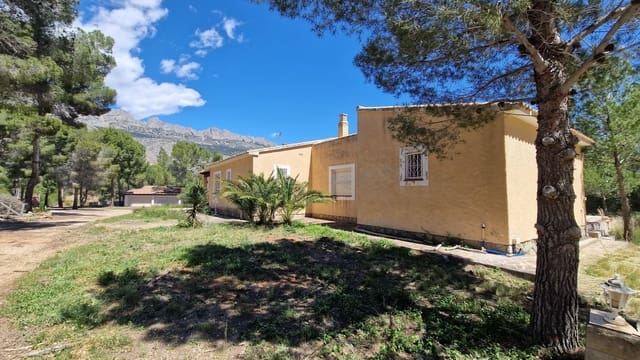 4 sypialnia Finka/Dom wiejski na sprzedaż w Altea z basenem garażem - 2 500 000 € (Ref: 8977832)