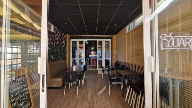 Commercial for sale in Cala de Finestrat, Finestrat - € 75,000 (Ref: 9088443)