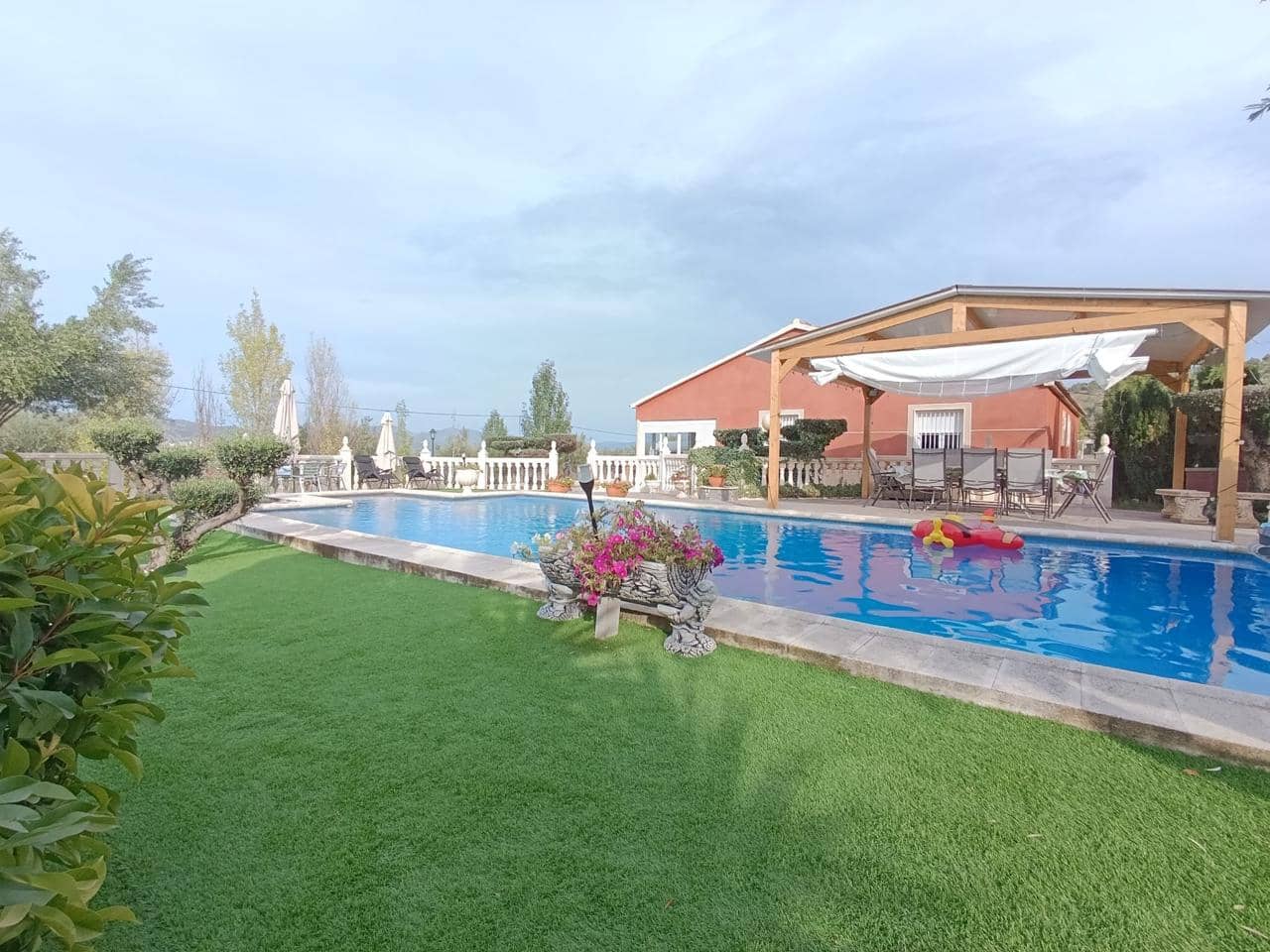 3 sypialnia Finka/Dom wiejski na sprzedaż w Castalla z basenem - 325 000 € (Ref: 9383713)