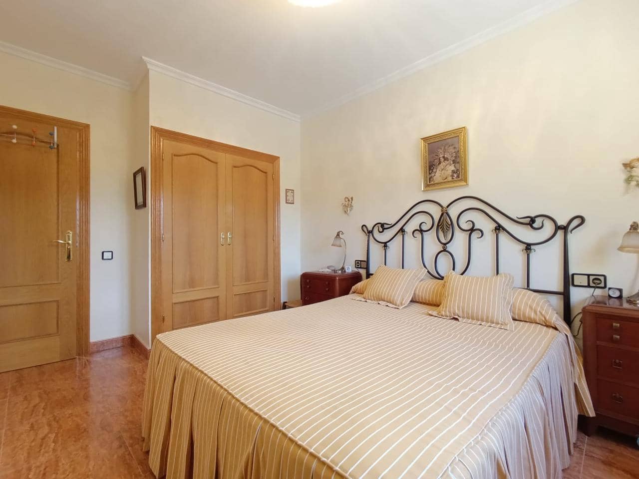 4 makuuhuone Huvila myytävänä paikassa Ibi mukana uima-altaan - 325 000 € (Ref: 9383714)