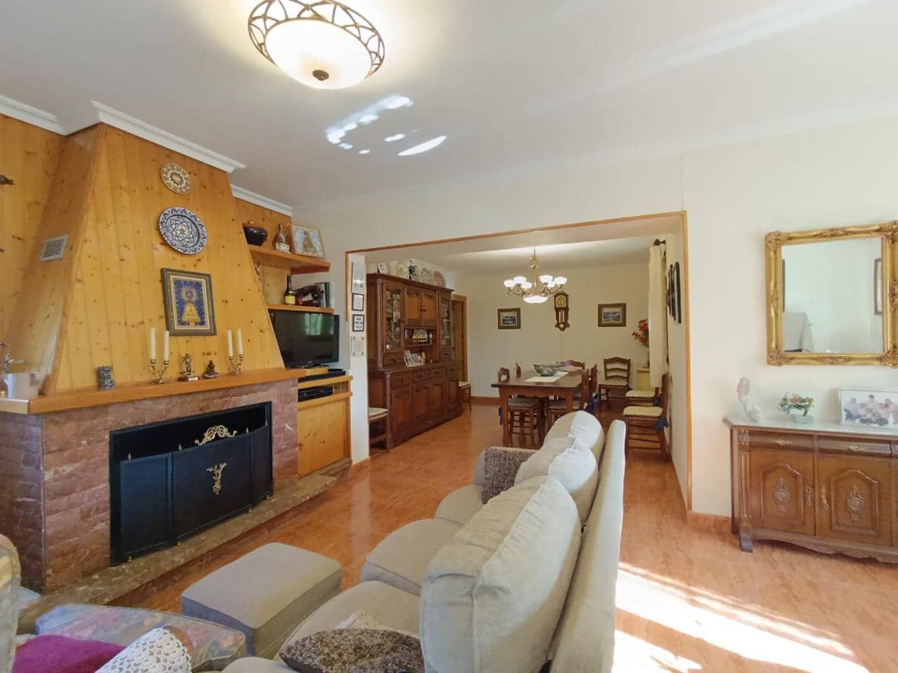 4 makuuhuone Huvila myytävänä paikassa Ibi mukana uima-altaan - 325 000 € (Ref: 9383714)