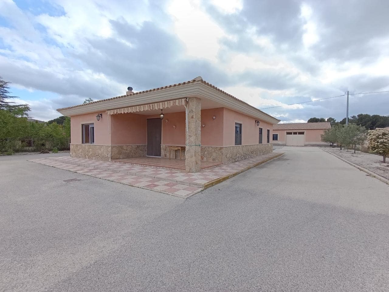 4 slaapkamer Finca/Landhuis te koop in Castalla met zwembad - € 365.000 (Ref: 9383715)