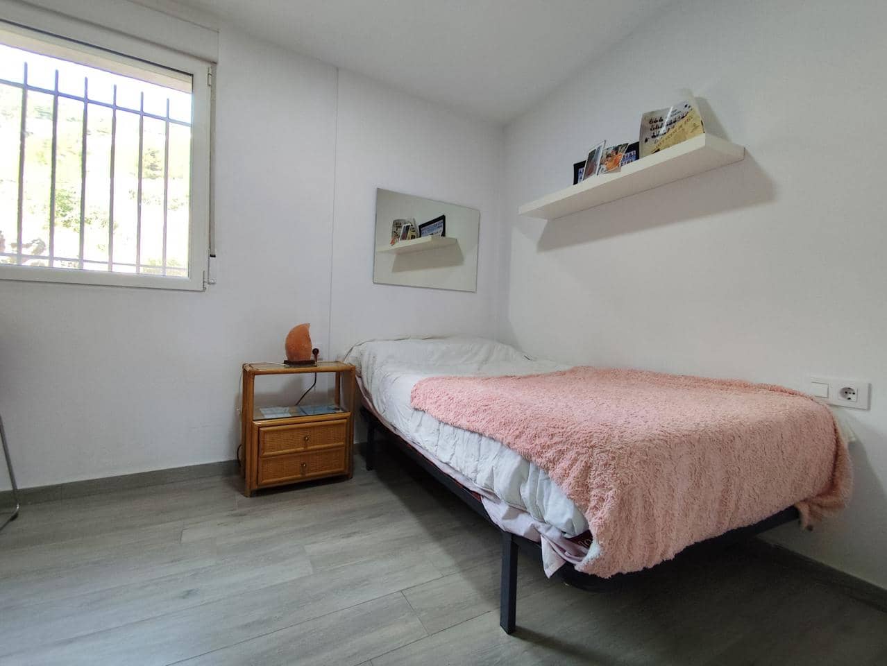 6 bedroom Villa for sale in Alcoy / Alcoi - € 215,000 (Ref: 9428754)