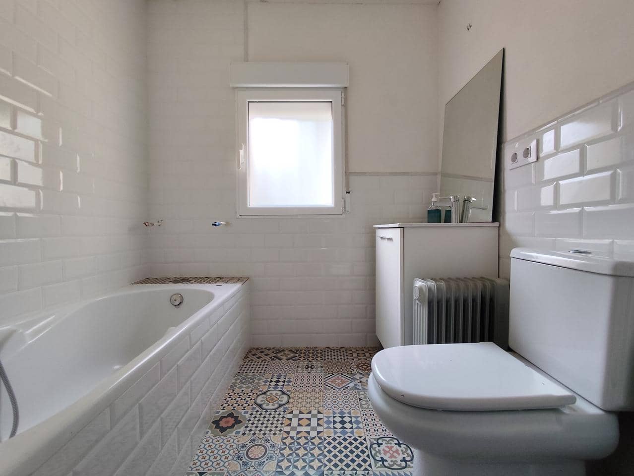 6 bedroom Villa for sale in Alcoy / Alcoi - € 215,000 (Ref: 9428754)