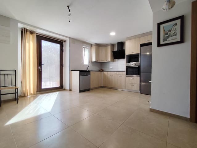 6 soveværelse Villa til salg i Alcoy / Alcoi - € 215.000 (Ref: 9428754)