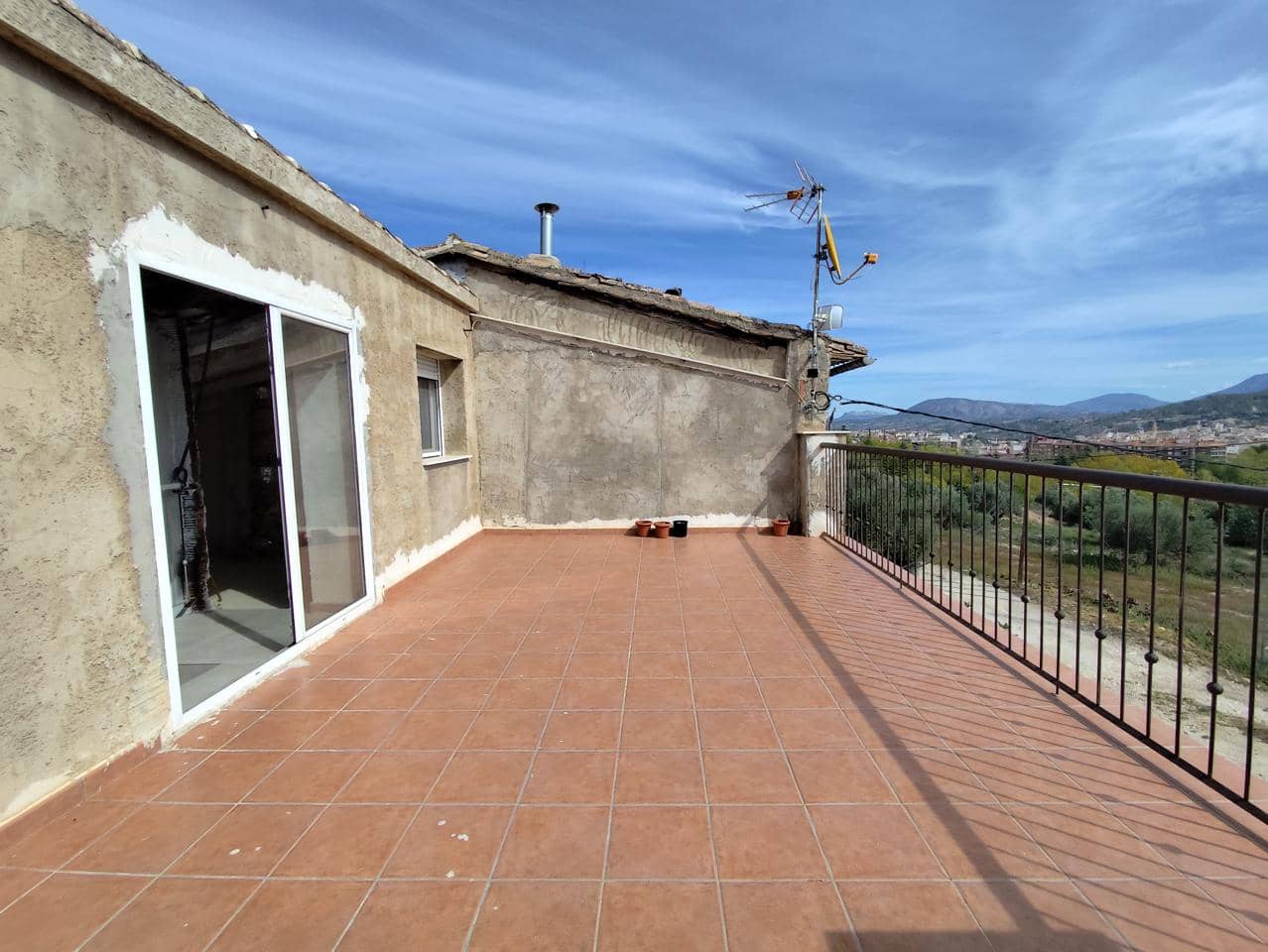 6 bedroom Villa for sale in Alcoy / Alcoi - € 215,000 (Ref: 9428754)