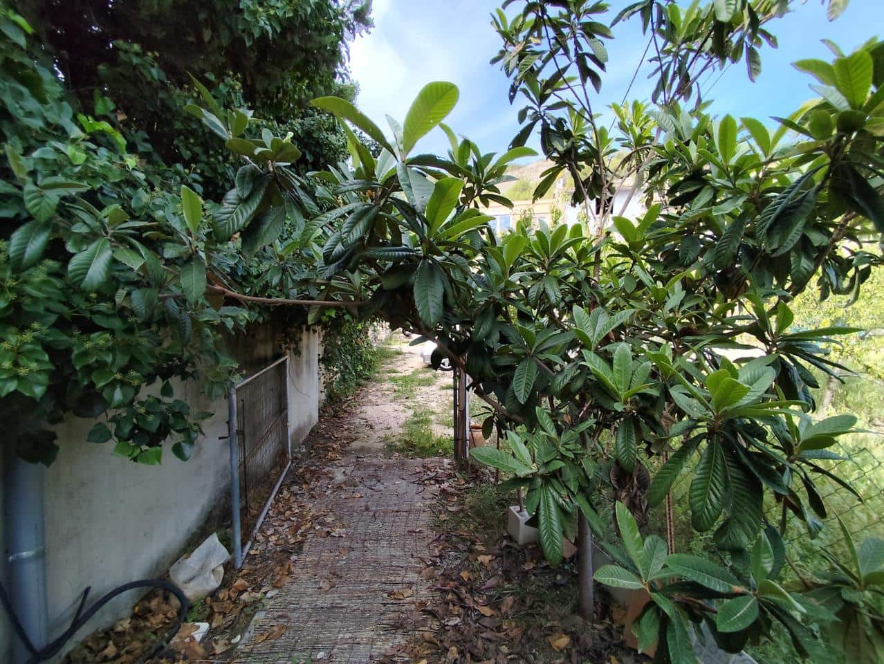 6 bedroom Villa for sale in Alcoy / Alcoi - € 215,000 (Ref: 9428754)