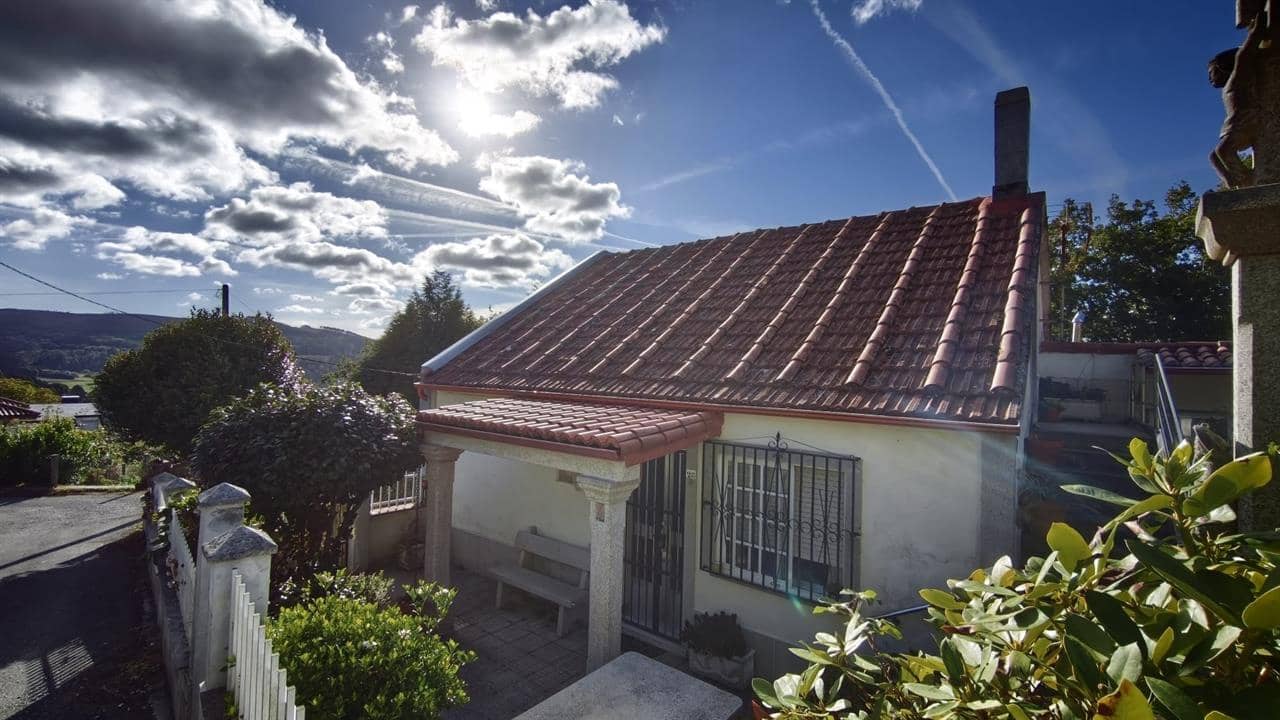 4 sypialnia Dom na sprzedaż w A Estrada z garażem - 110 000 € (Ref: 10154859)