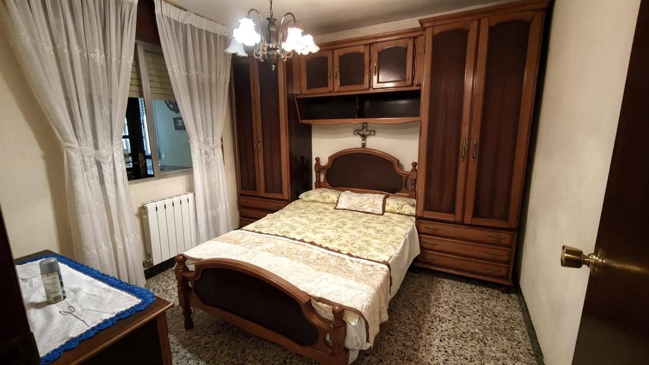 4 sypialnia Dom na sprzedaż w A Estrada z garażem - 110 000 € (Ref: 10154859)