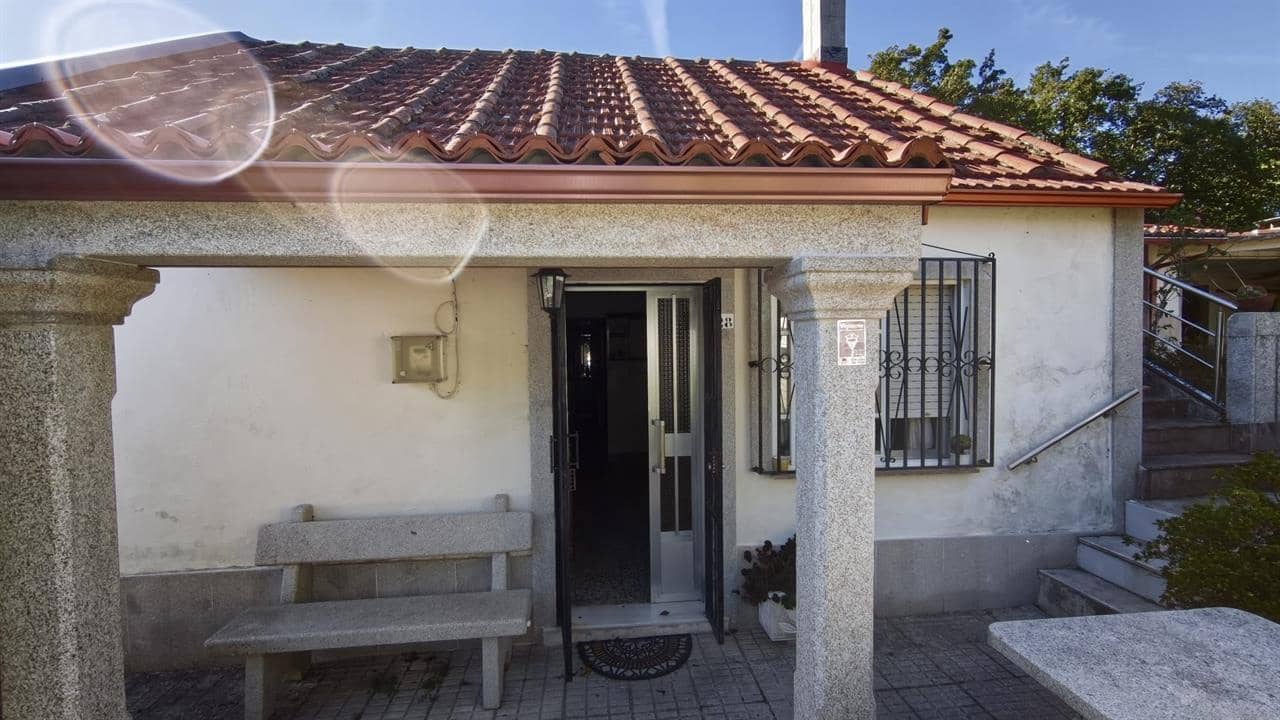 4 sypialnia Dom na sprzedaż w A Estrada z garażem - 110 000 € (Ref: 10154859)