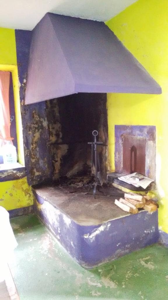 2 bedroom Townhouse for sale in A Estrada - € 80,000 (Ref: 5126696)