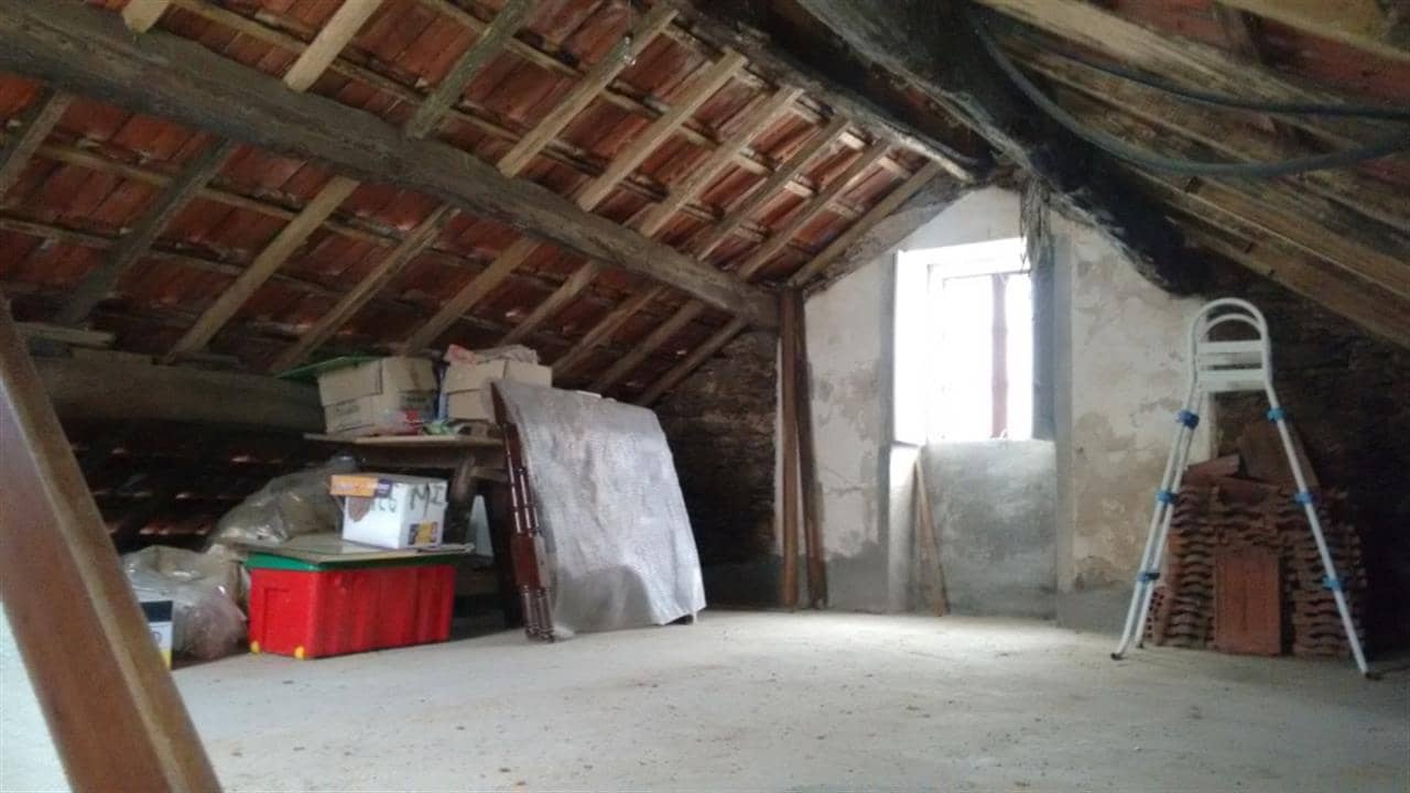 2 bedroom Townhouse for sale in A Estrada - € 80,000 (Ref: 5126696)