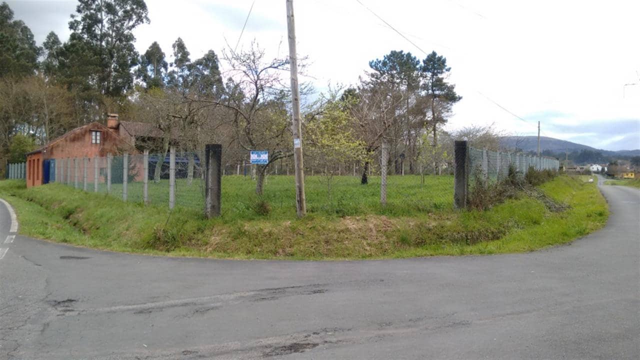 2 bedroom Townhouse for sale in A Estrada - € 80,000 (Ref: 5126696)