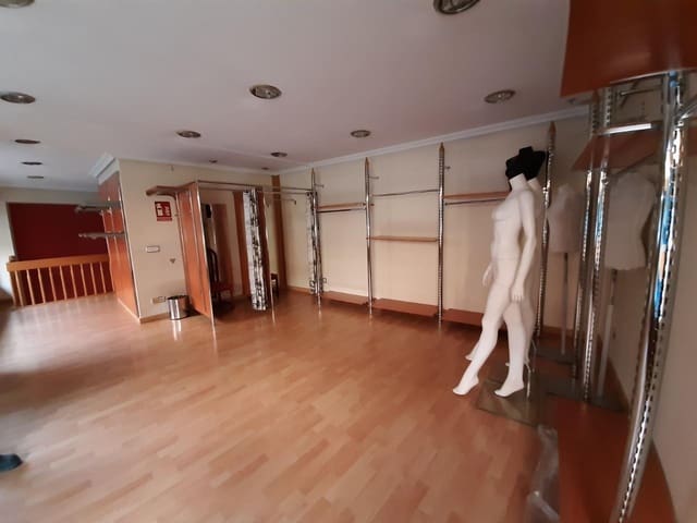 Commercieel te huur in A Estrada - € 350 (Ref: 5126704)