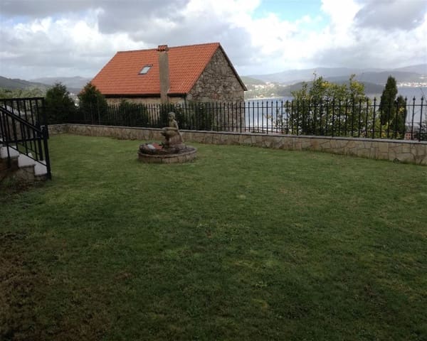 4 sovrum Hus till salu i Outes - 280 000 € (Ref: 5126713)