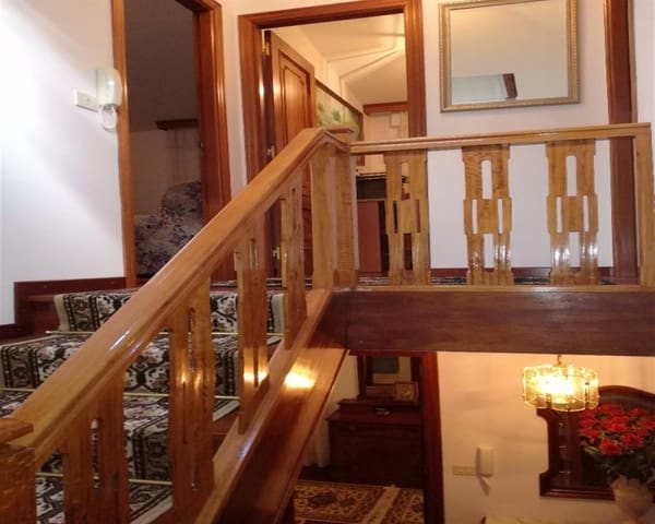 4 sovrum Hus till salu i Outes - 280 000 € (Ref: 5126713)