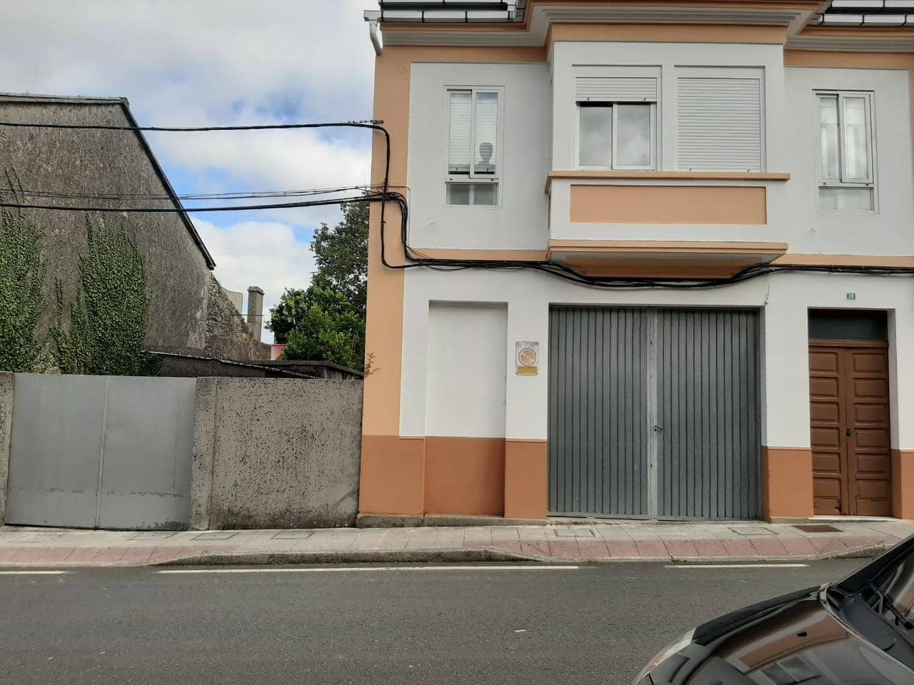4 bedroom Townhouse for sale in A Estrada - € 200,000 (Ref: 5126786)