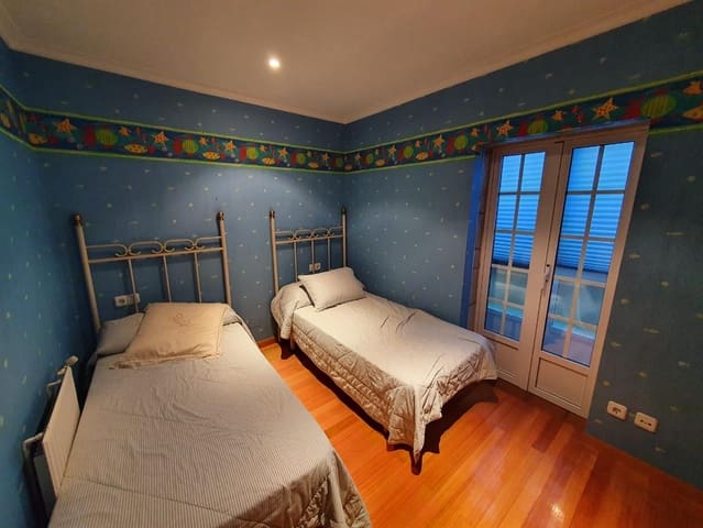 4 bedroom Townhouse for sale in Cuntis - € 230,000 (Ref: 6610874)