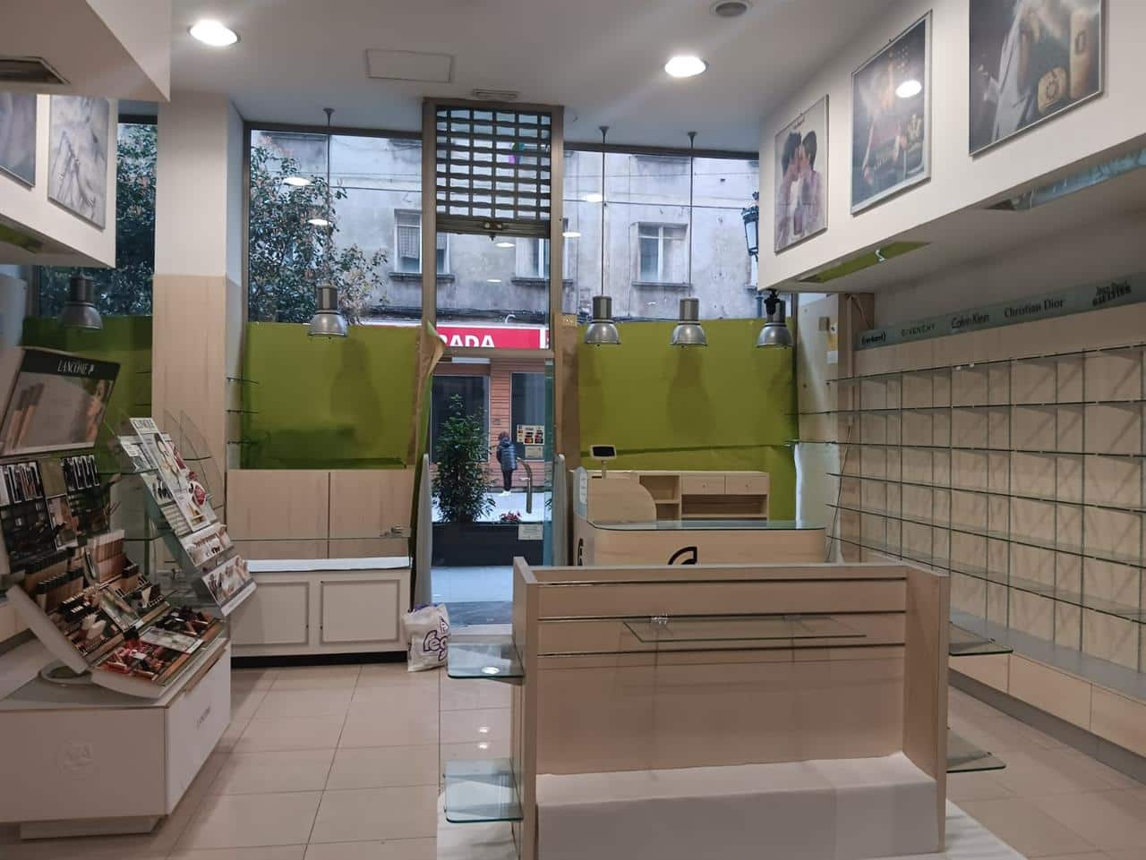 Erhverv til leje i A Estrada - € 1.300 (Ref: 8149272)