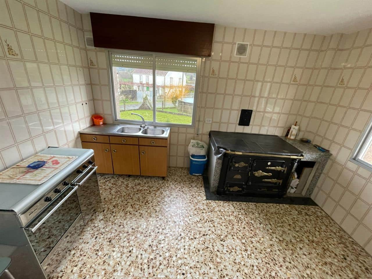 4 soveværelse Byhus til salg i A Estrada - € 185.000 (Ref: 8307195)