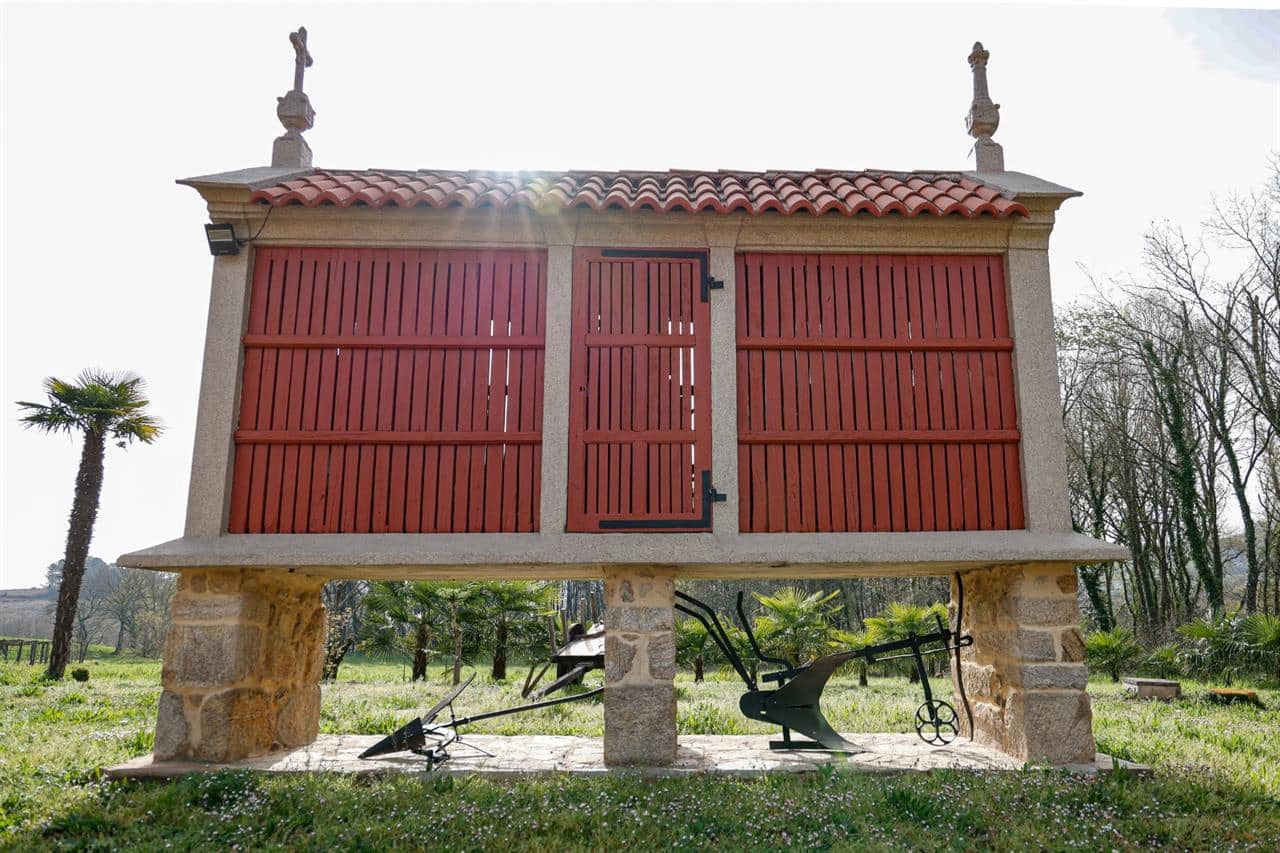 6 soveværelse Byhus til salg i Vedra - € 625.000 (Ref: 8307202)