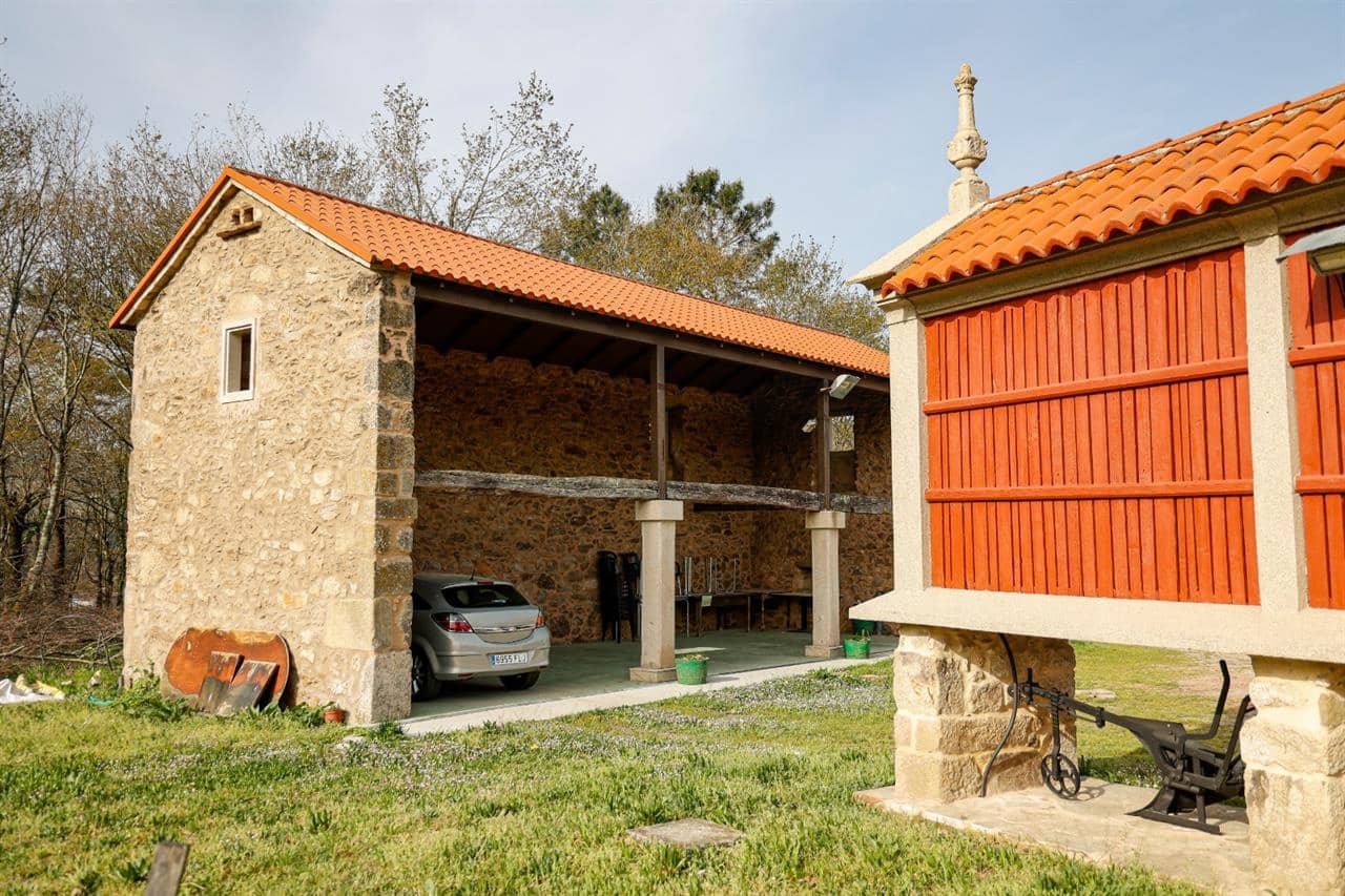 6 soveværelse Byhus til salg i Vedra - € 625.000 (Ref: 8307202)