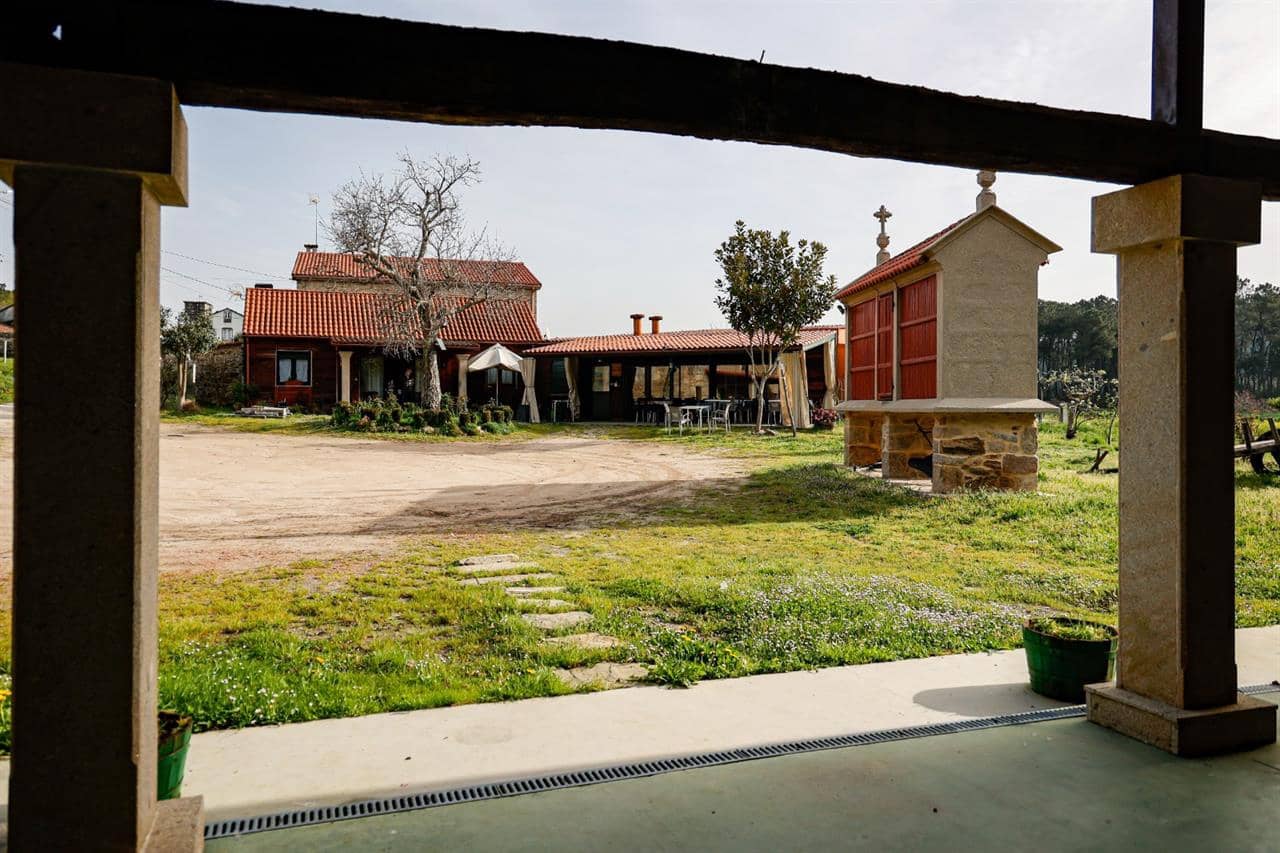 6 soveværelse Byhus til salg i Vedra - € 625.000 (Ref: 8307202)