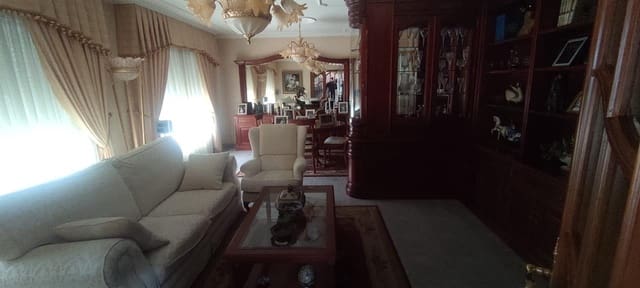 5 bedroom Townhouse for sale in Caldas de Reis - € 390,000 (Ref: 8307204)