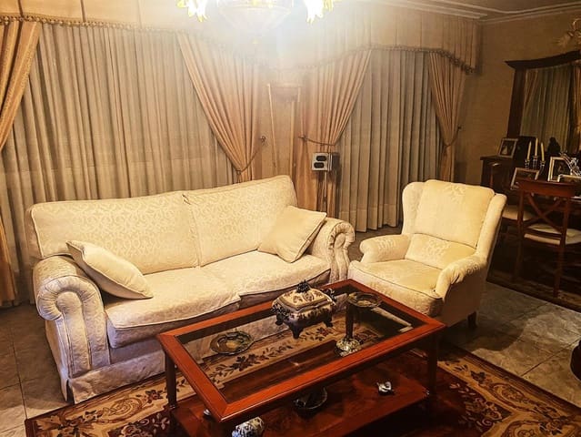 5 bedroom Townhouse for sale in Caldas de Reis - € 390,000 (Ref: 8307204)