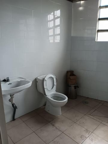 Gewerbe zu vermieten in A Estrada - 2.000 € (Ref: 8353783)