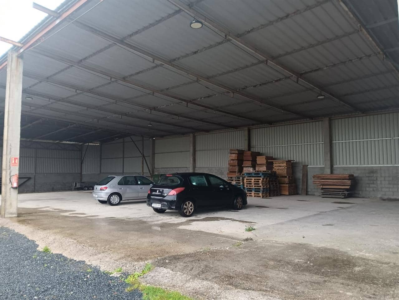 Erhverv til leje i A Estrada - € 2.000 (Ref: 8353783)