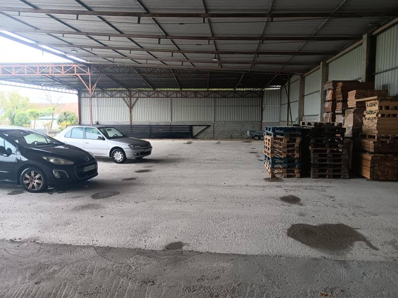 Erhverv til leje i A Estrada - € 2.000 (Ref: 8353783)