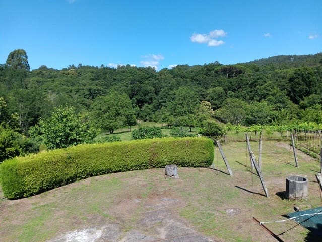 4 bedroom Townhouse for sale in A Estrada - € 150,000 (Ref: 8436935)