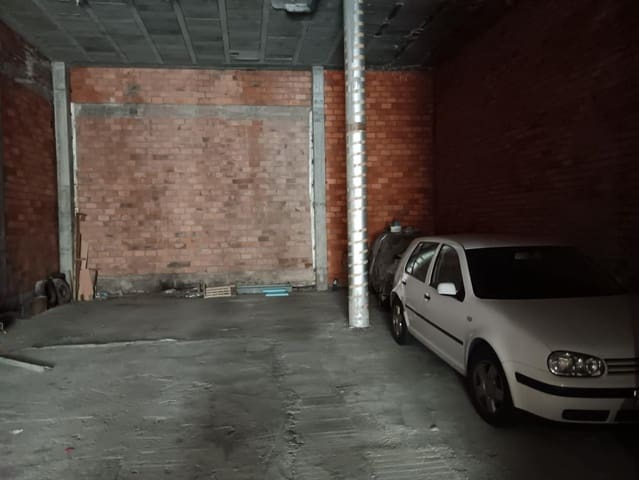 Commerciale da affittare in A Estrada - 500 € (Rif: 8622686)