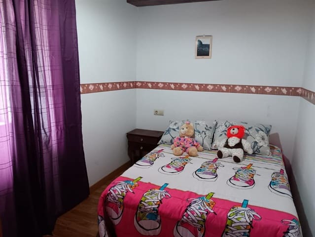 4 bedroom Townhouse for sale in Cerdedo-Cotobade - € 120,000 (Ref: 8622687)