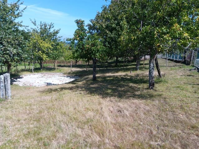 3 bedroom Townhouse for sale in A Estrada - € 60,000 (Ref: 9102795)