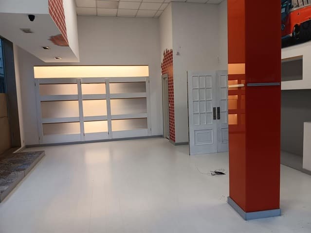 Komercyjne do wynajęcia w A Estrada - 550 € (Ref: 9344591)