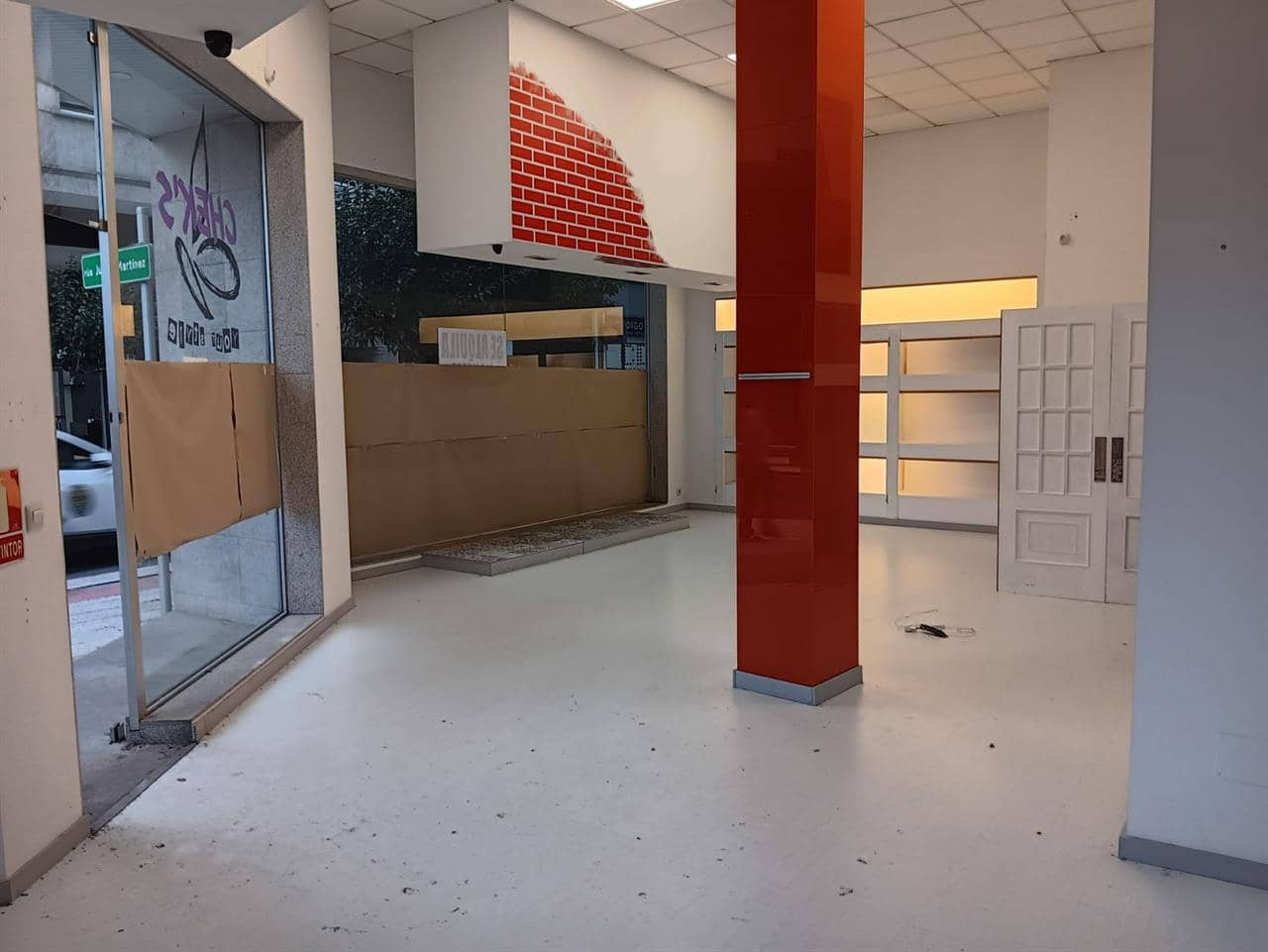 Commercieel te huur in A Estrada - € 550 (Ref: 9344591)