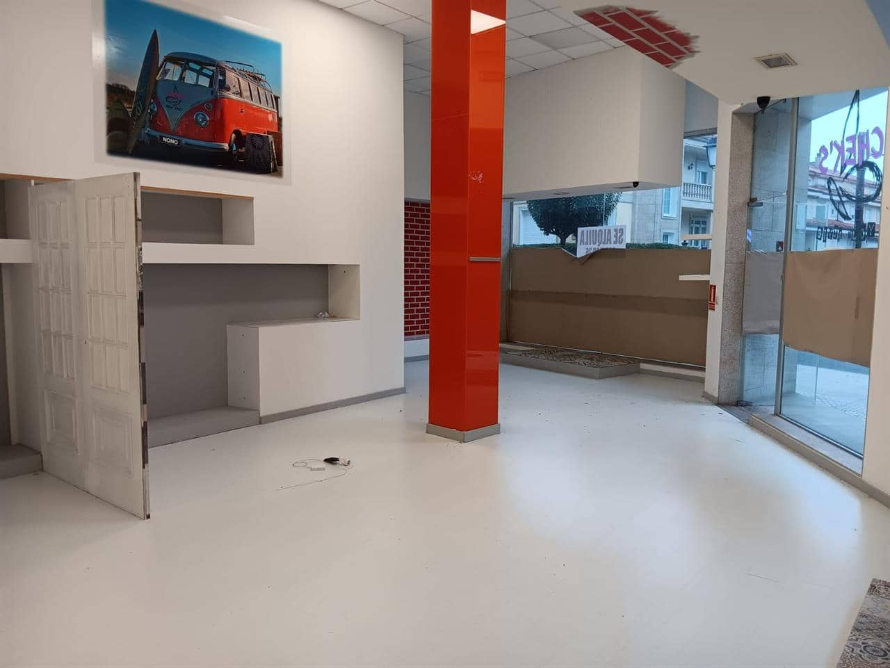 Commercieel te huur in A Estrada - € 550 (Ref: 9344591)