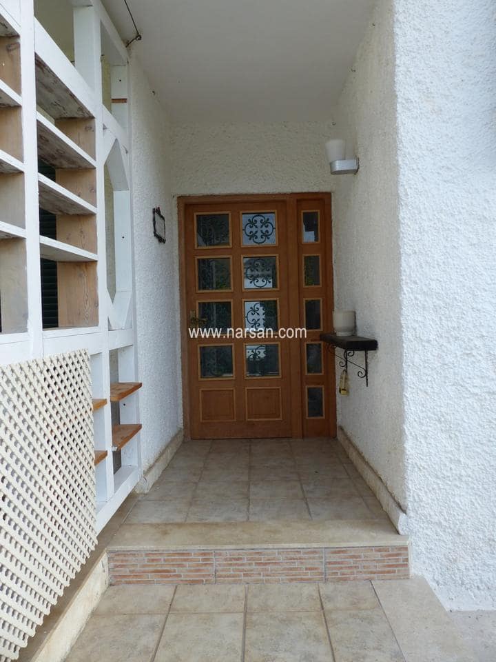 4 slaapkamer Villa te koop in Benicassim met zwembad garage - € 480.000 (Ref: 5625877)