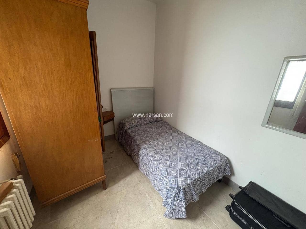 5 sovrum Lägenhet till salu i Castello de la Plana med garage - 255 000 € (Ref: 5700679)